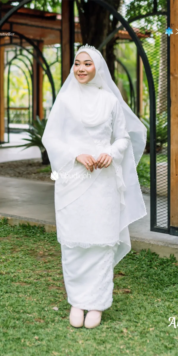 Amira